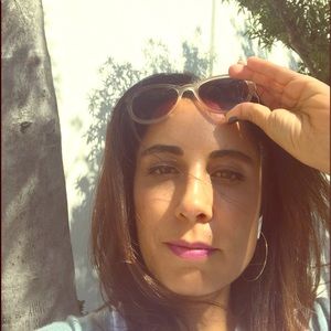 Meet your Posher, Galit